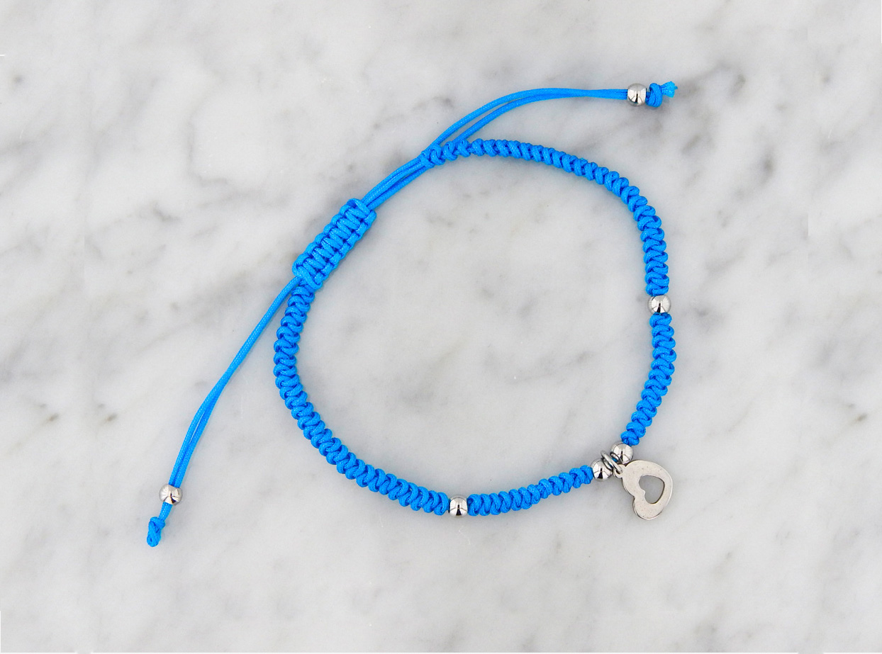Pulsera Hilo Trenzado Extensible con Dije de Acero Colgante. En Varios Colores y Dije de Corazón o Estrella. - Imagen 16