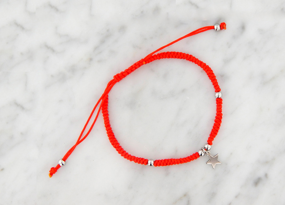 Pulsera Hilo Trenzado Extensible con Dije de Acero Colgante. En Varios Colores y Dije de Corazón o Estrella. - Imagen 7