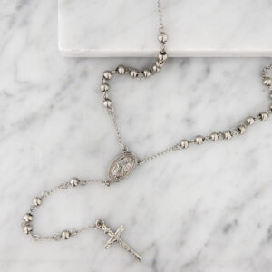 Rosario Acero Cuentas de distintos Diametros